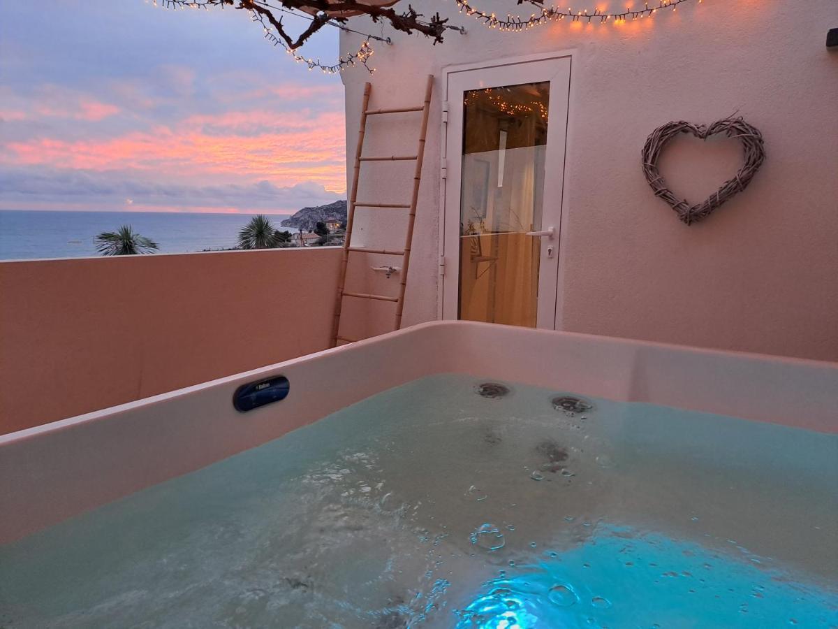 Les Suites Love 3 Spa Vue Mer Piscine Марсель Екстер'єр фото
