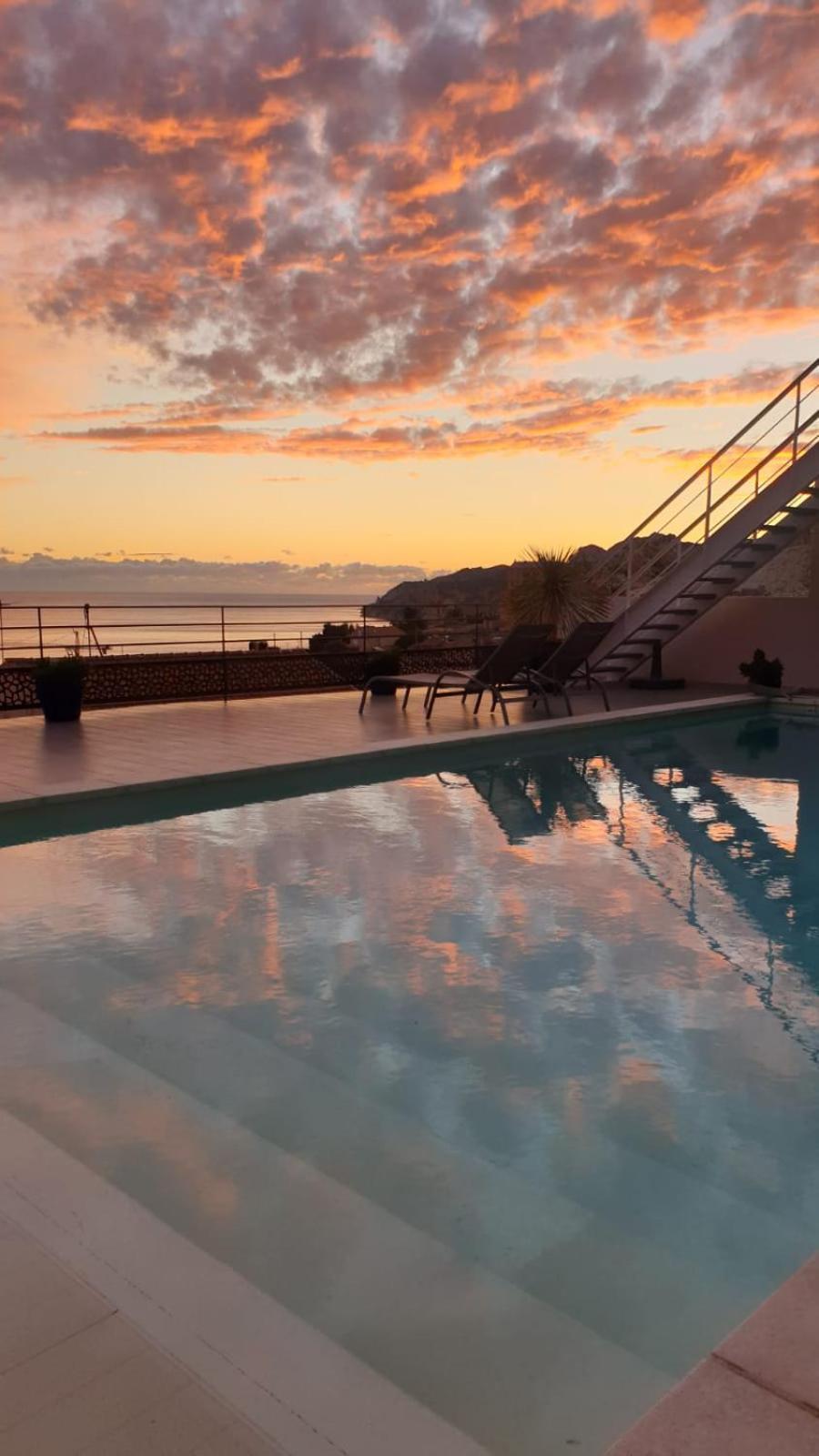 Les Suites Love 3 Spa Vue Mer Piscine Марсель Екстер'єр фото